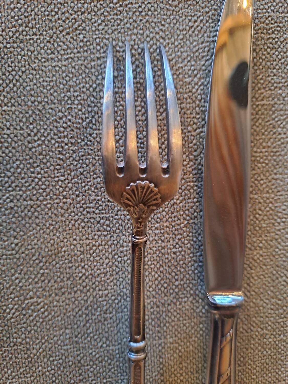 SFAM silver-plated metal cake stand, Russian style