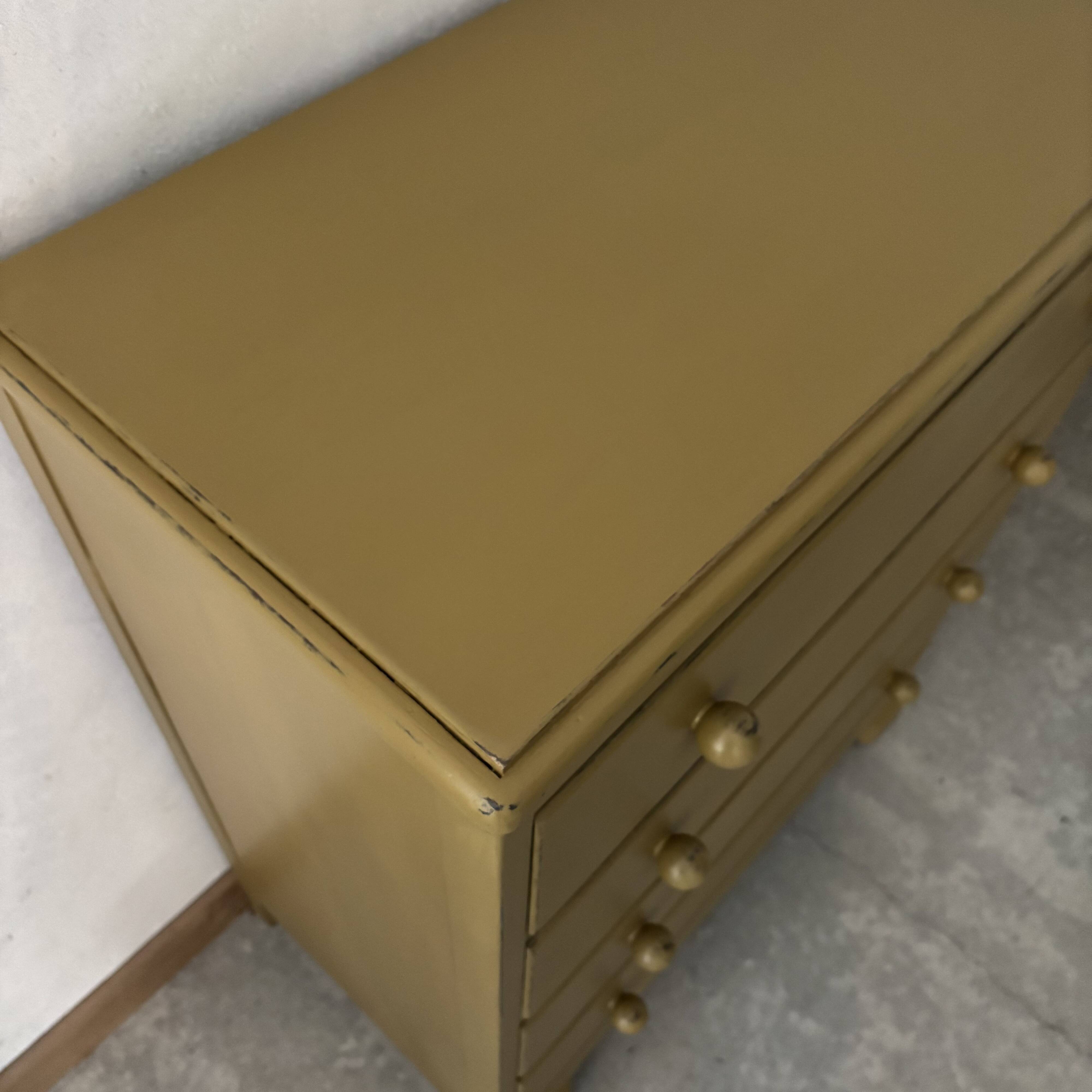 Patinated chest of drawers