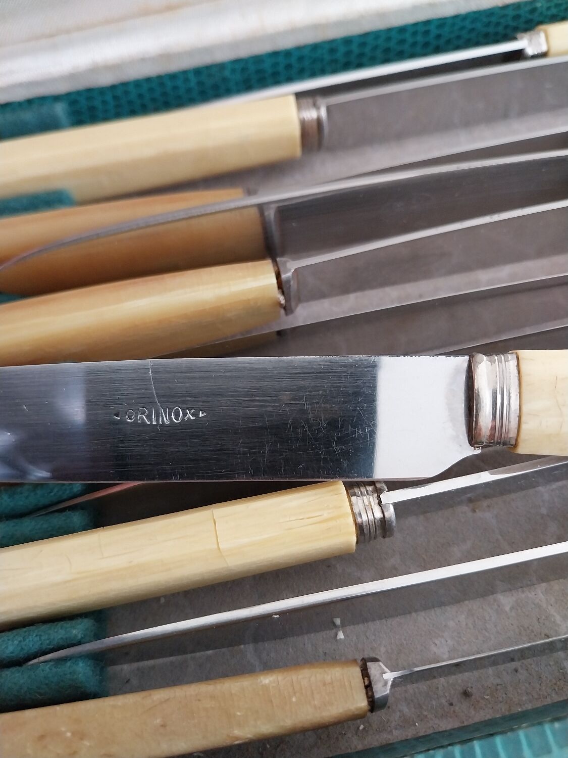 Old cheese knife set