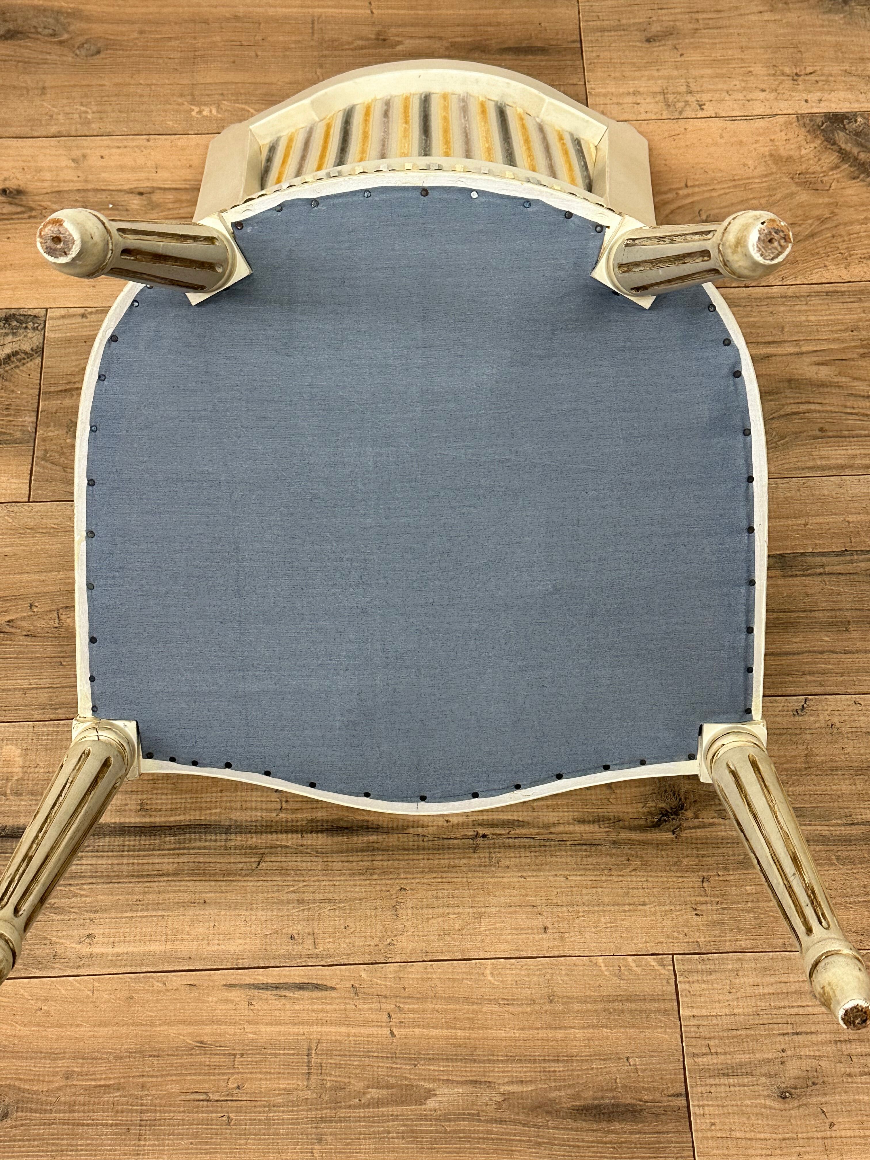 2 convertible armchairs and 2 Louis XVI style chairs