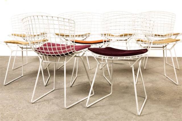 Harry BERTOIA (1915-1978) for KNOLL INTERNATIONAL, publisher. 4 Chairs
