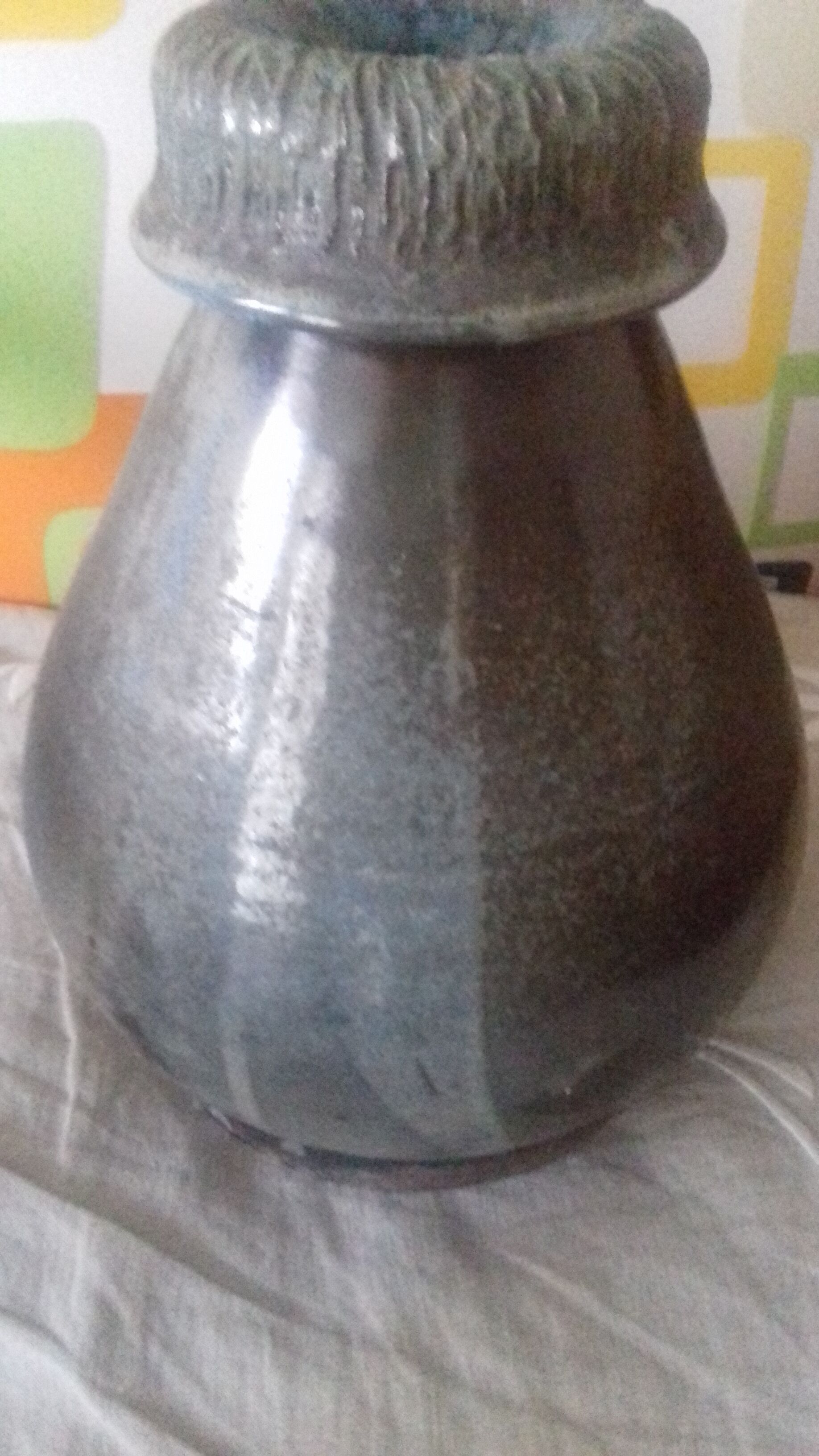 Ceramic vase stone sign pigaglio