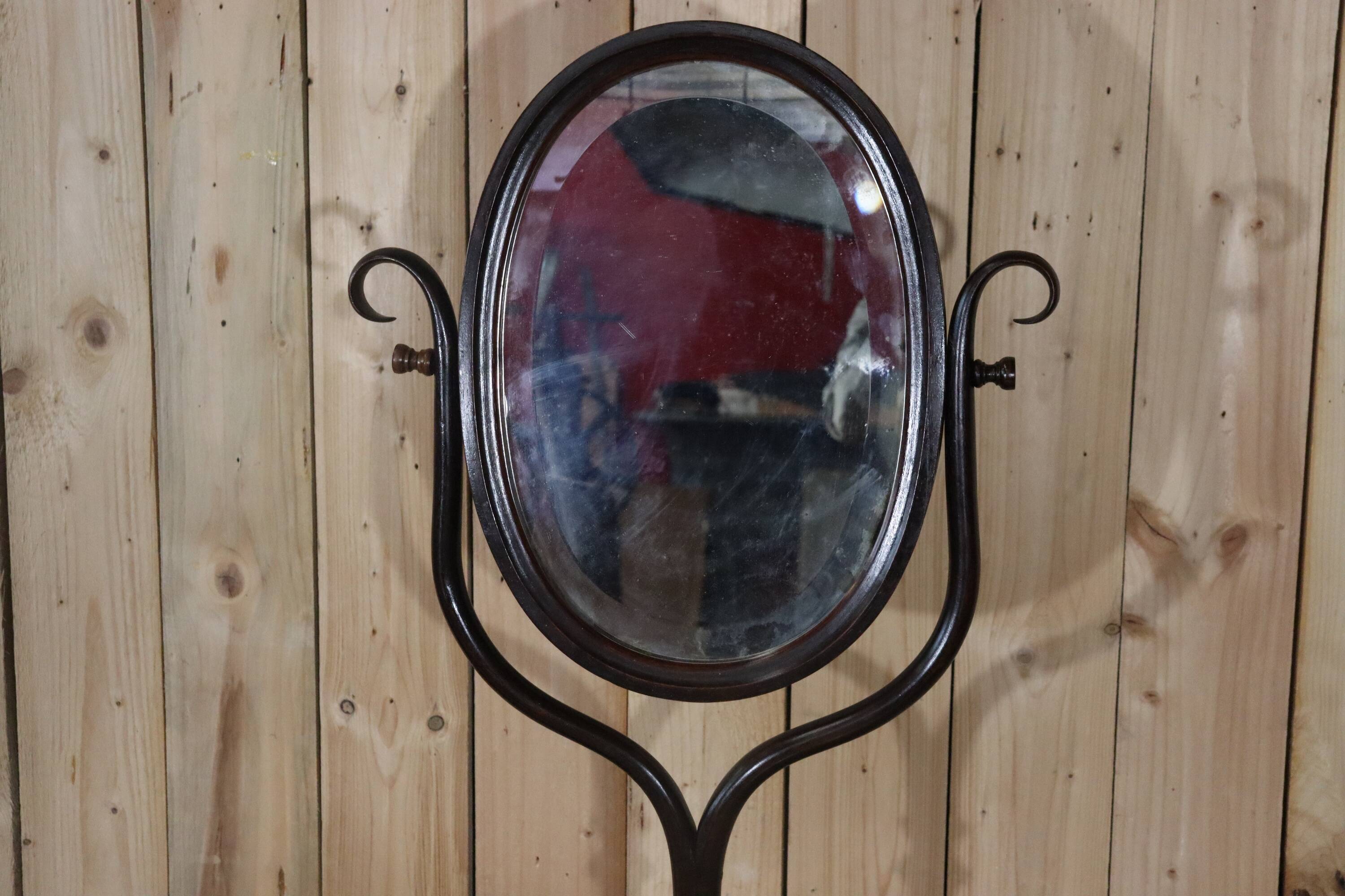 Meuble de toilette bois courbé style Thonet