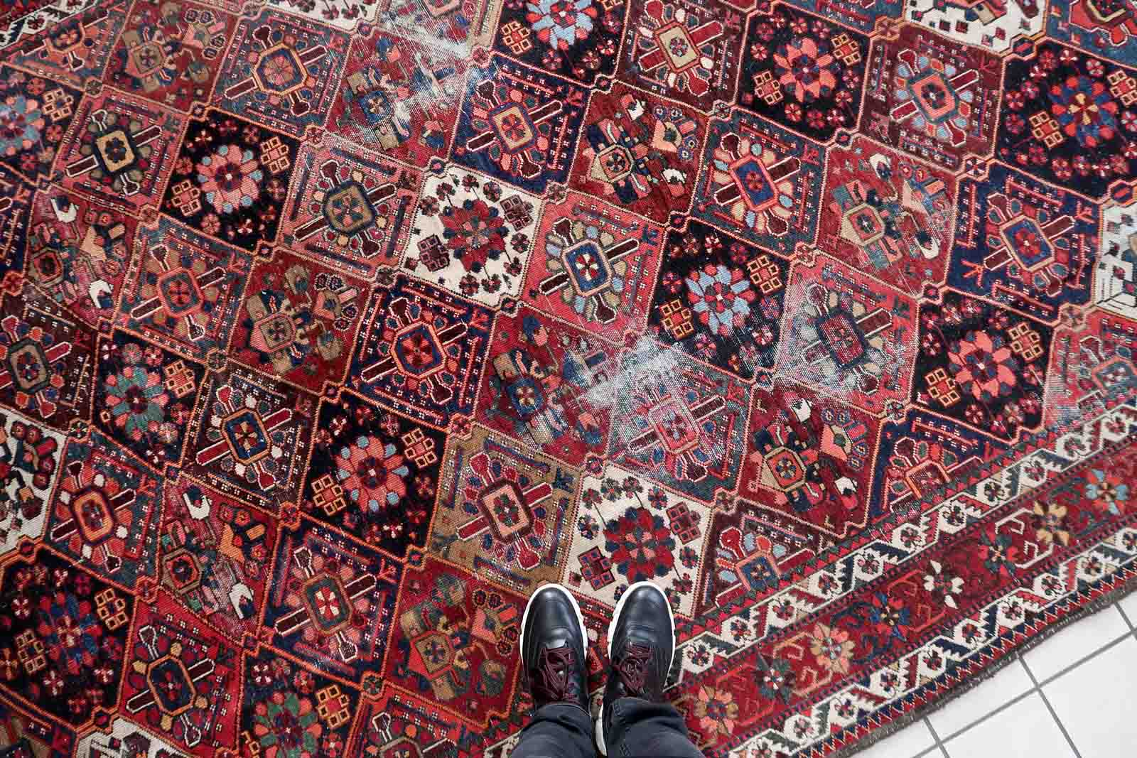 Antique carpet persian bakhtiari handmade 223cm x 301cm 1930s
