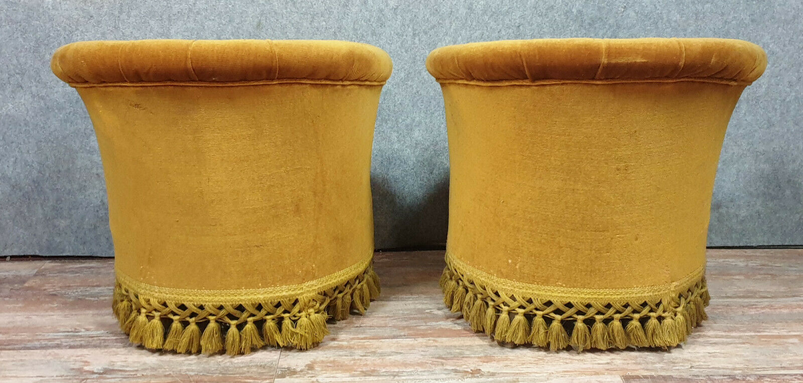 Pair of toad chairs in the shape of the Napoleon III era around 1850