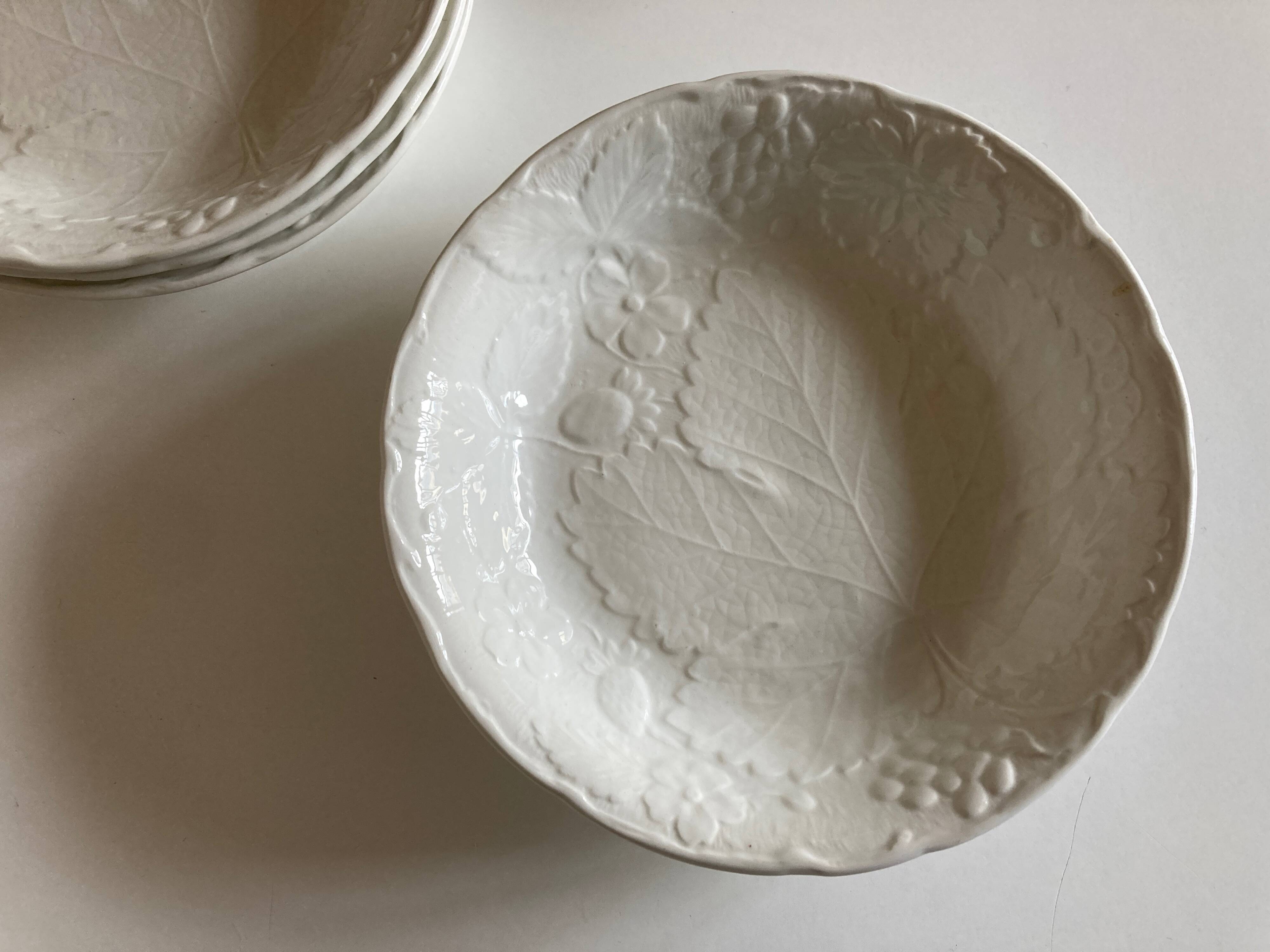 Set of 6 Burleigh Davenport English earthenware cap plates with vine leaf and strawberry relief