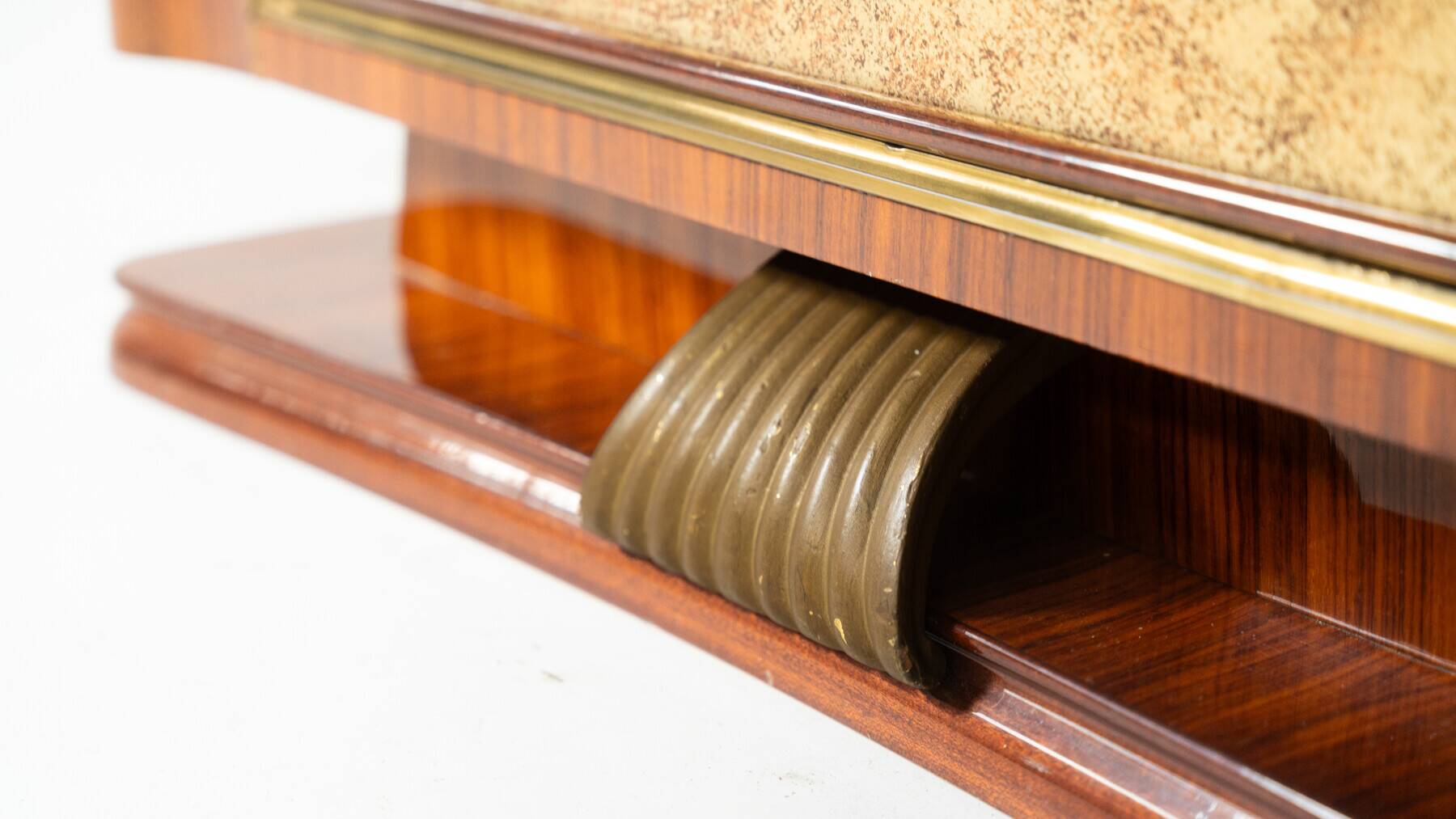 Mid-century modern bar cabinet by Paolo Buffa, 1950s.