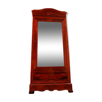 Mirror cap