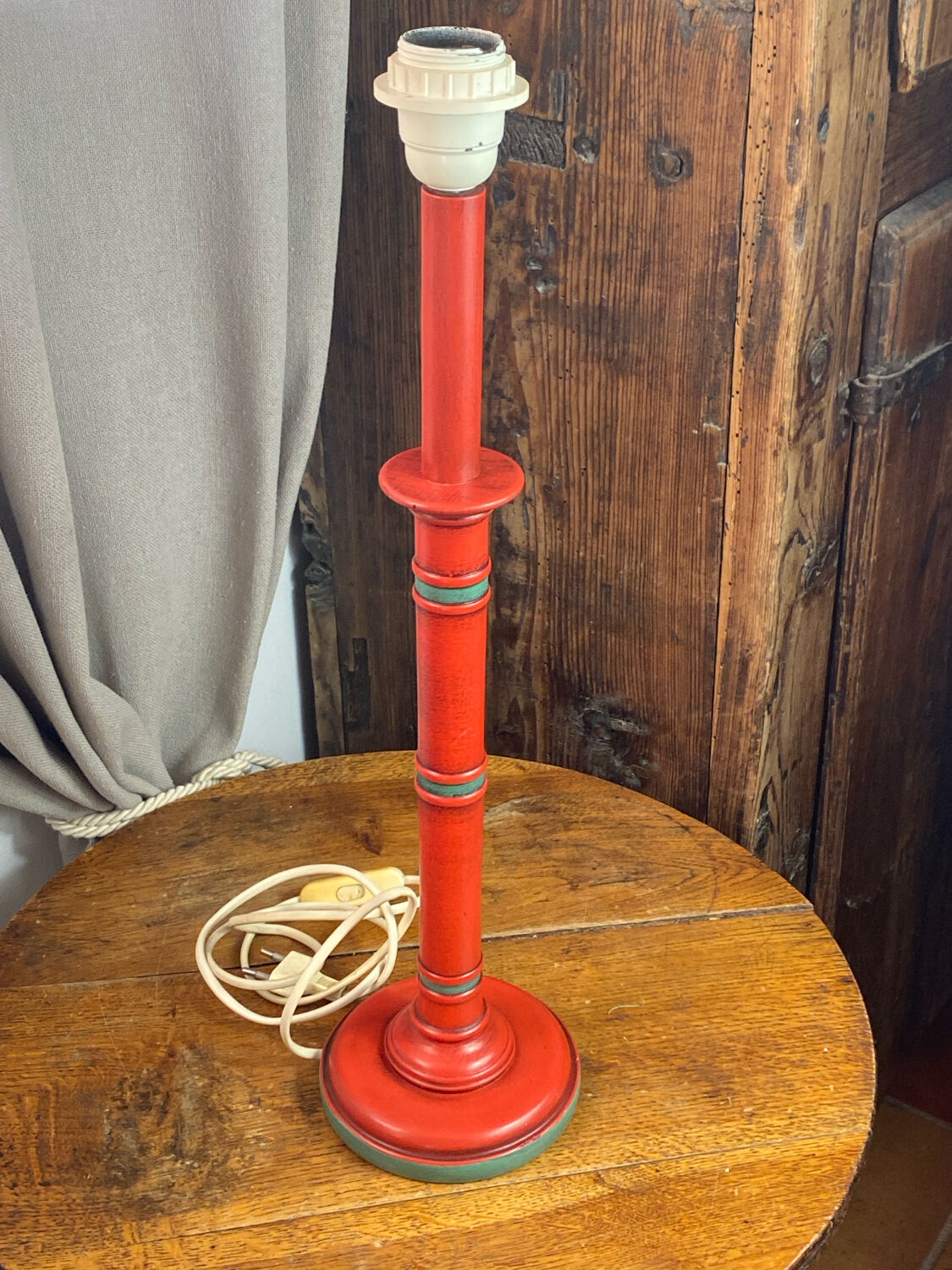 Bamboo-style wooden lamp