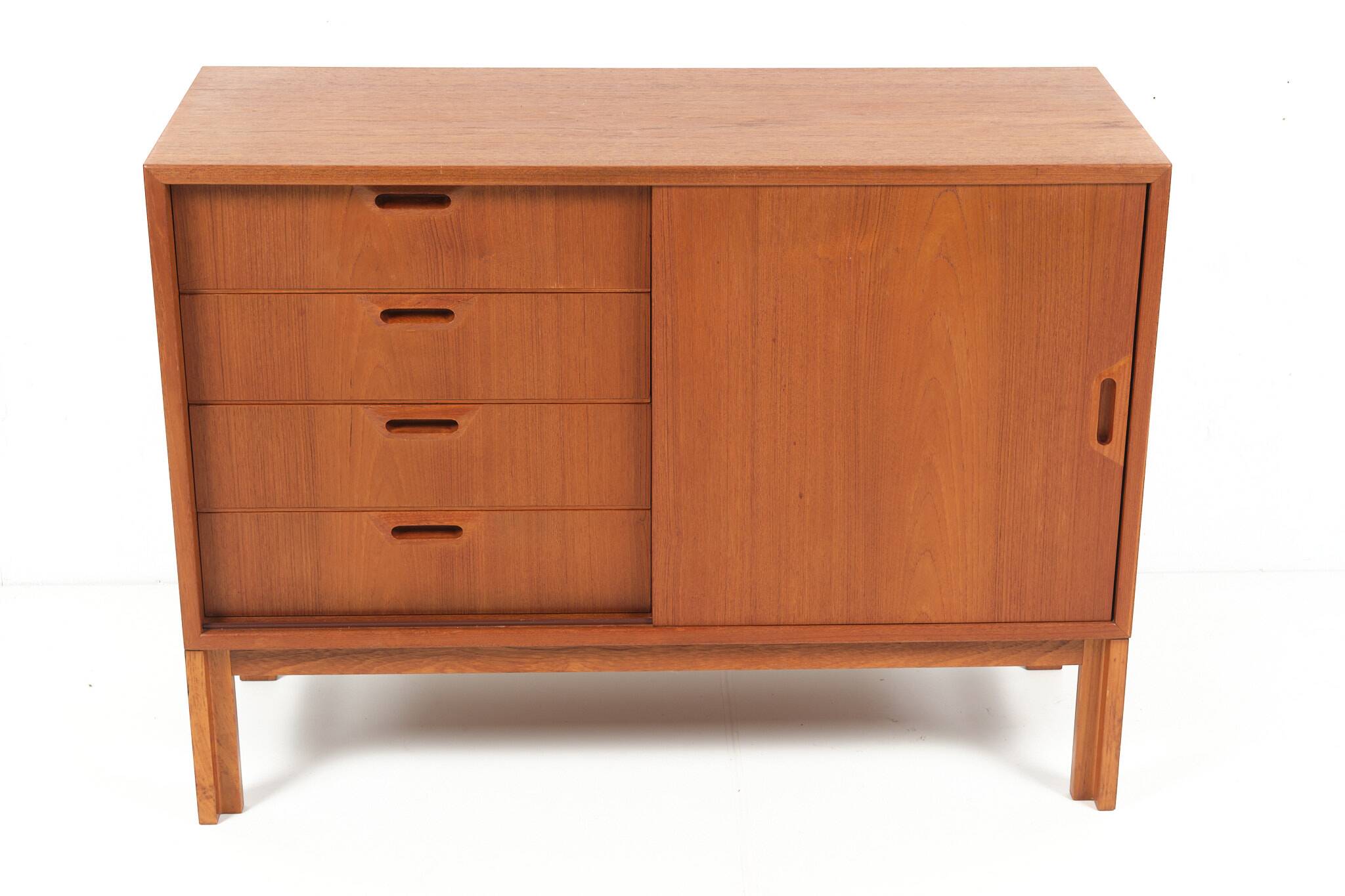 Sven Ellekaer vintage modular teak chest of drawers / sideboard
