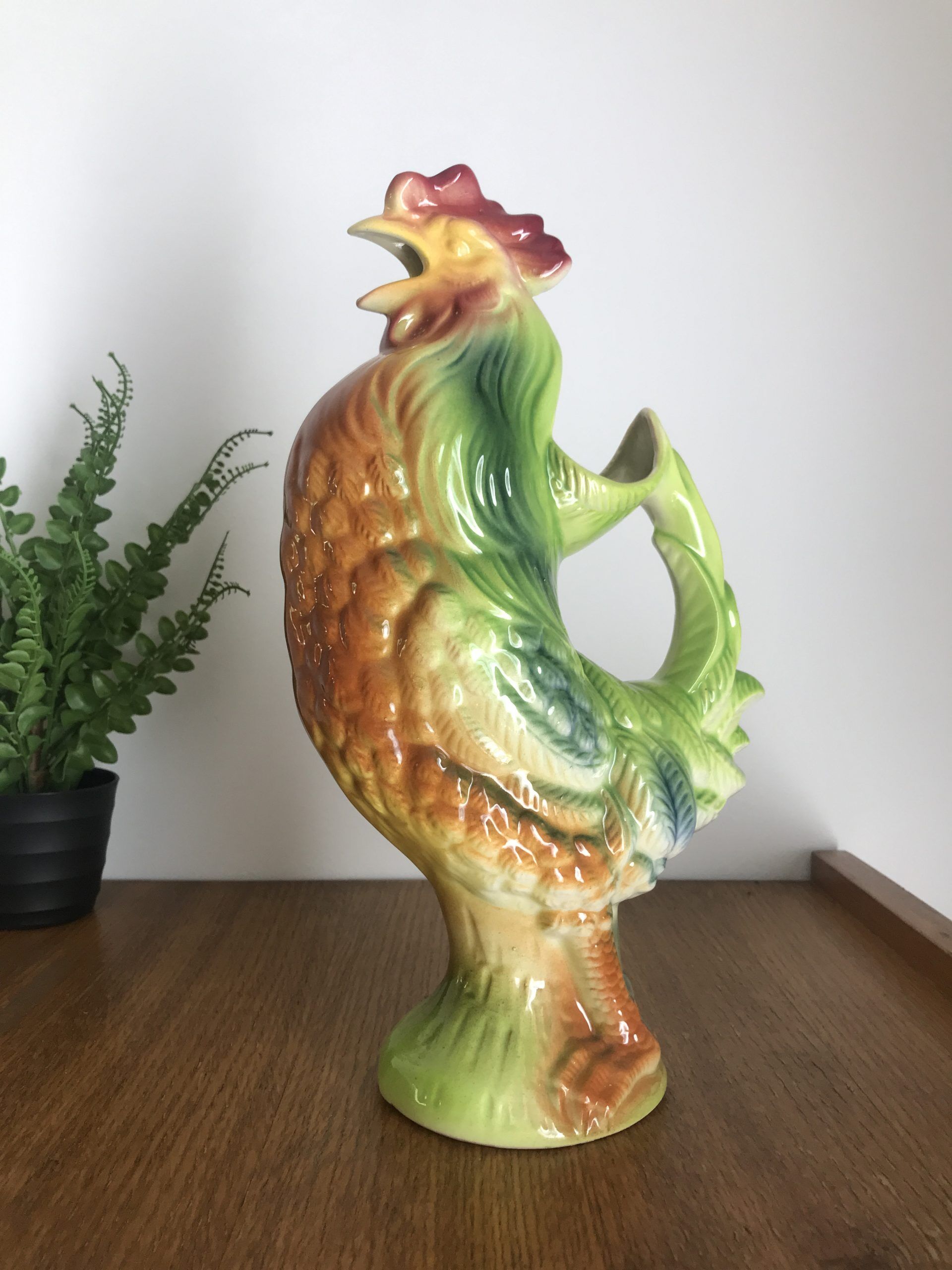 PITCHER ROOSTER IN SLURRY OF ST CLEMENT