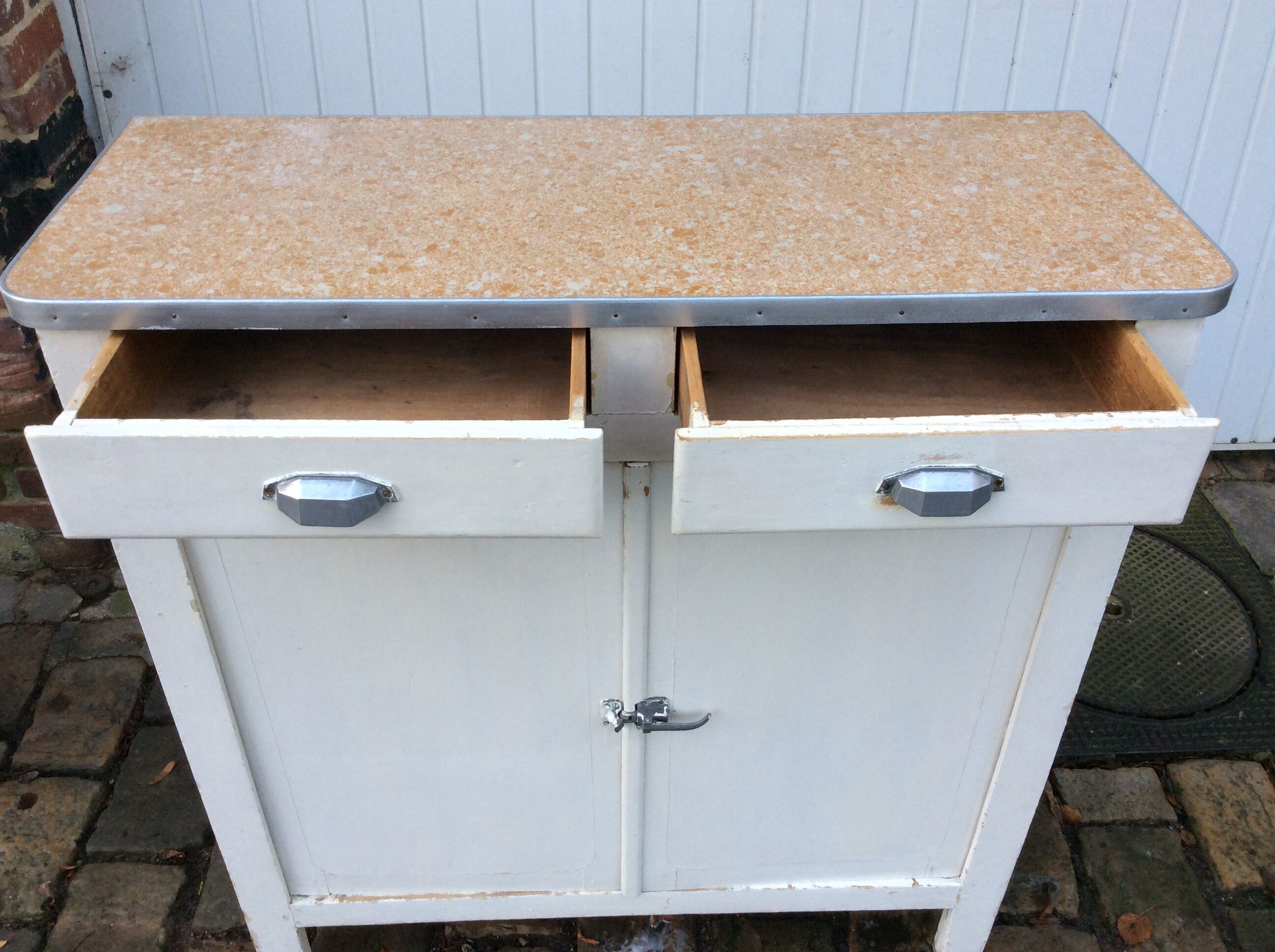 Buffet Paris vintage