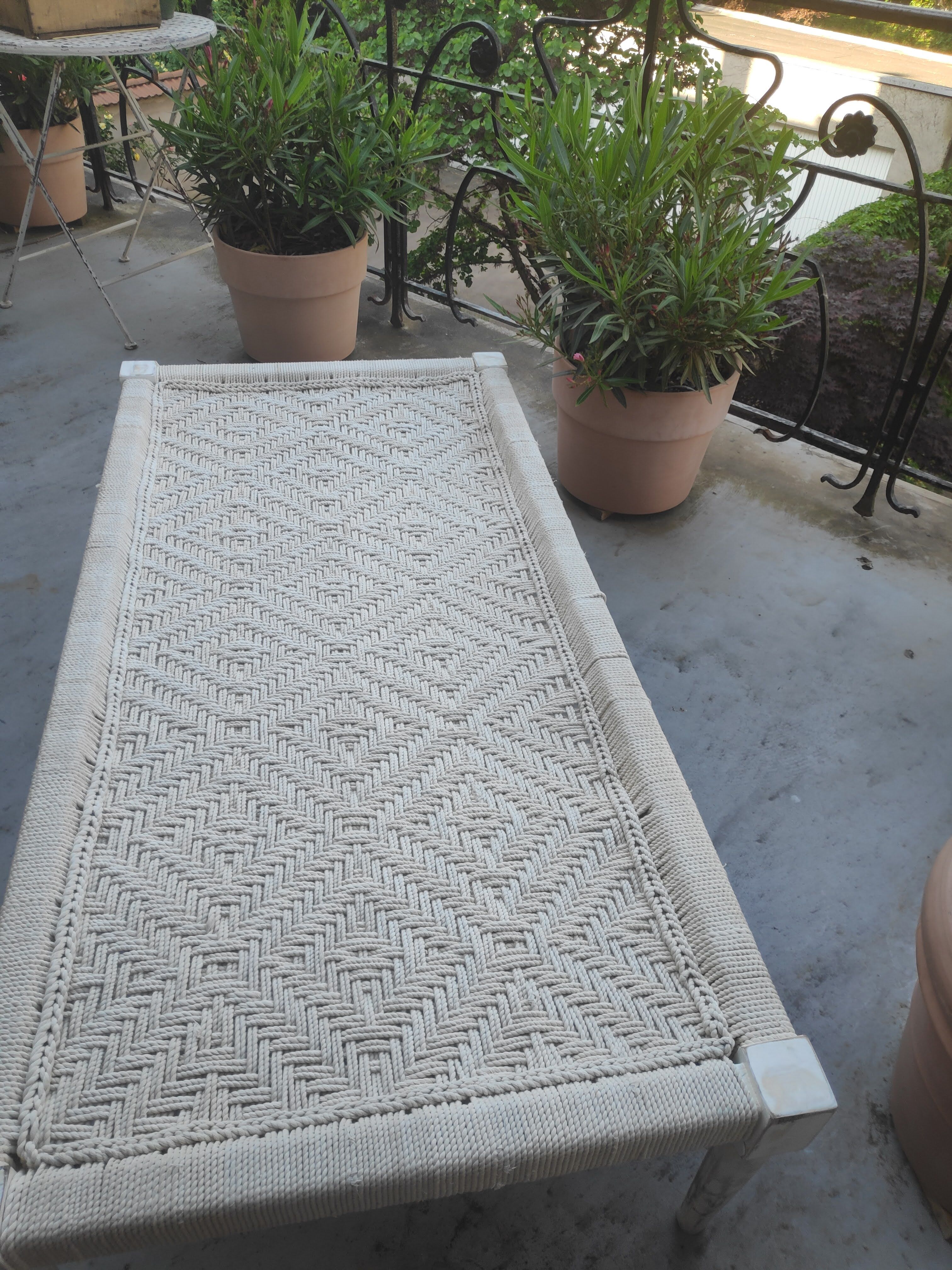Bench - indian bed - charpoy