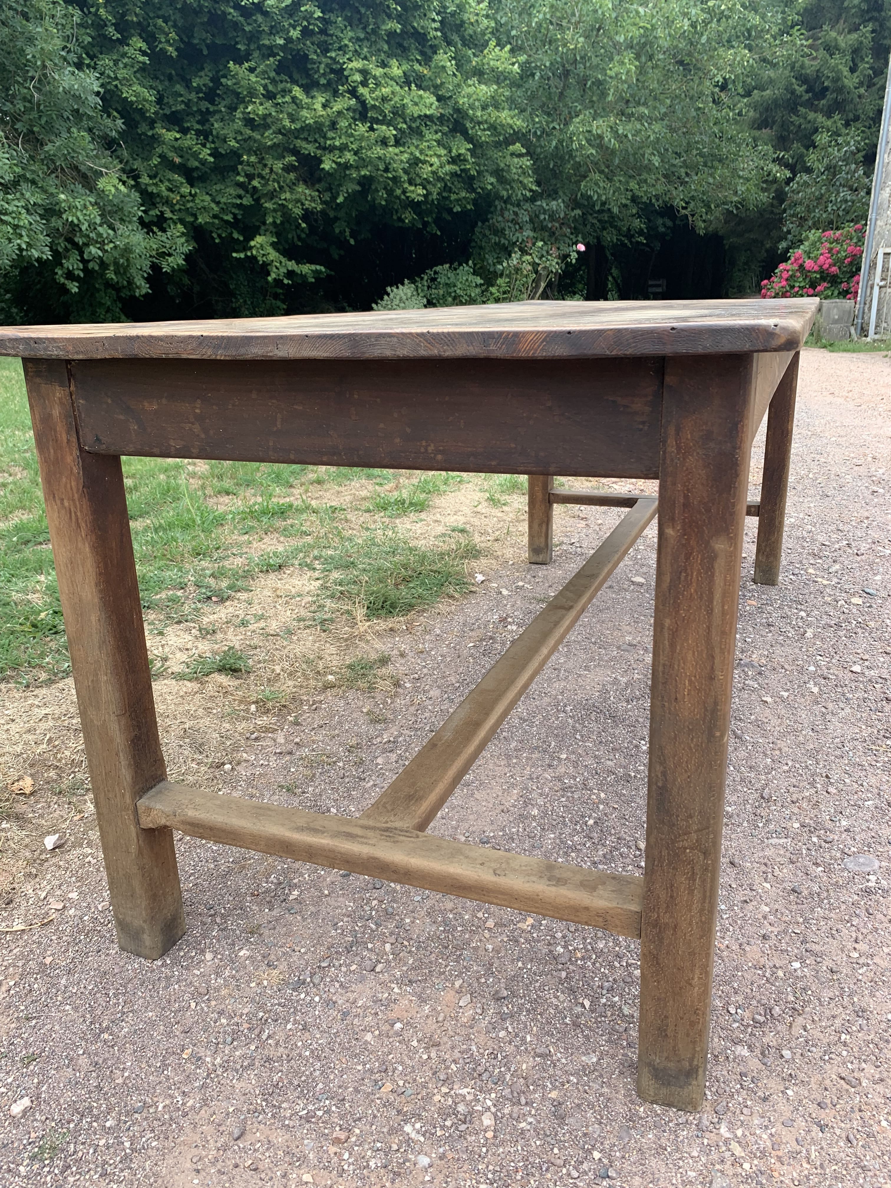 Farmhouse table