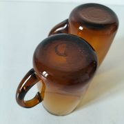 Paire de chopes, tasses en verre ambré vintage