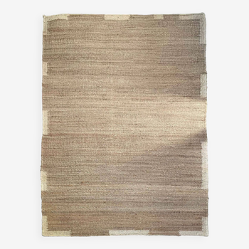 Jute plant rug by Nordic Knots