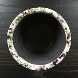 Cracked flowerpot