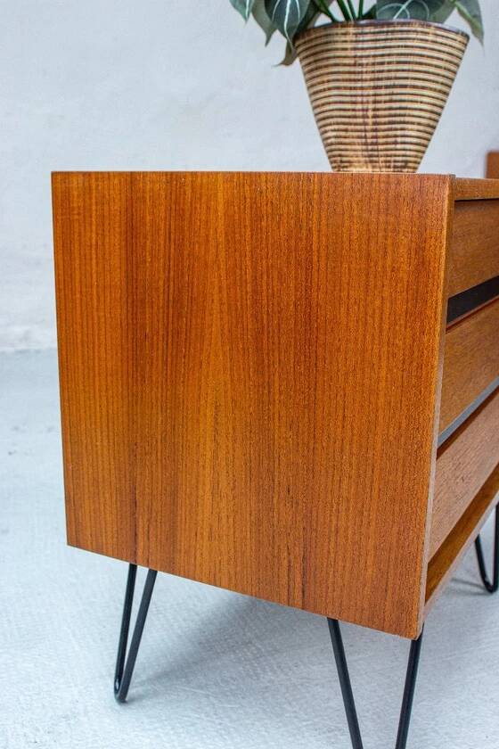 Vintage Teak Mid Century Chest of Drawers, Lowboard, Sideboard