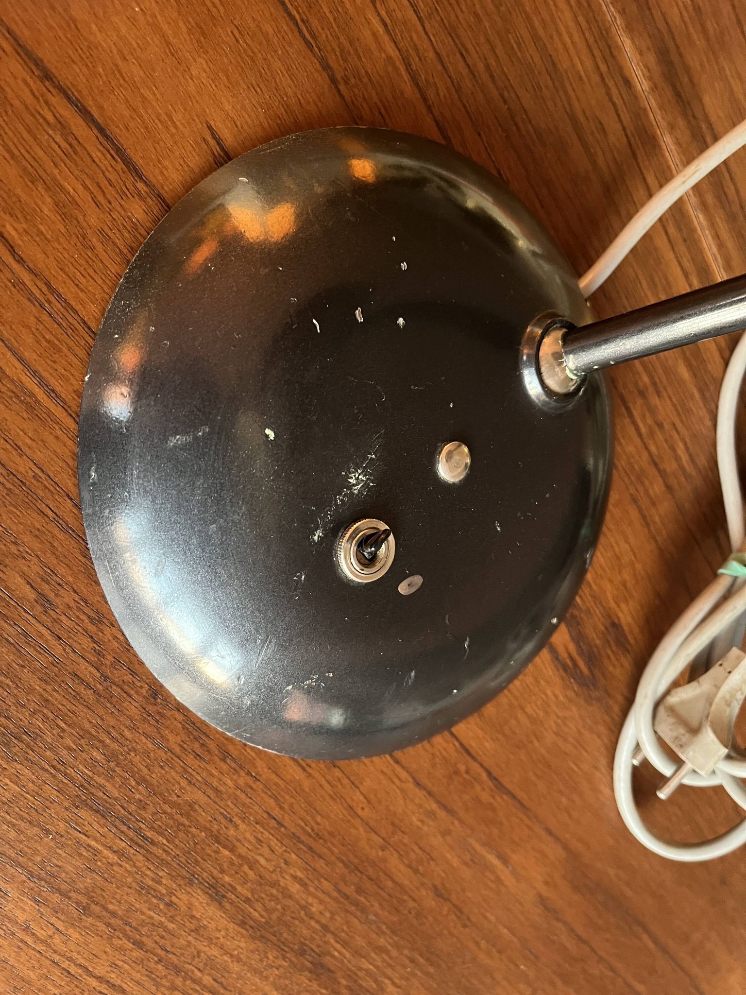 Articulated metal lamp from the 60s-70s.