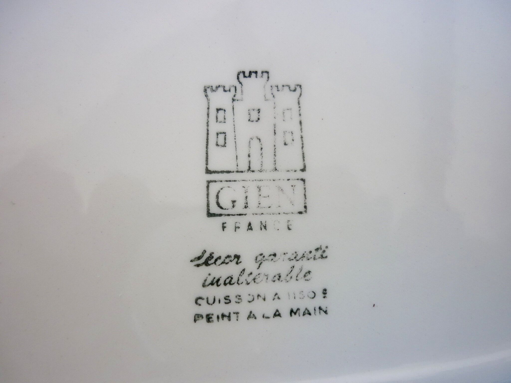 Pair of 2 oval ceramic dishes, Gien 60/70