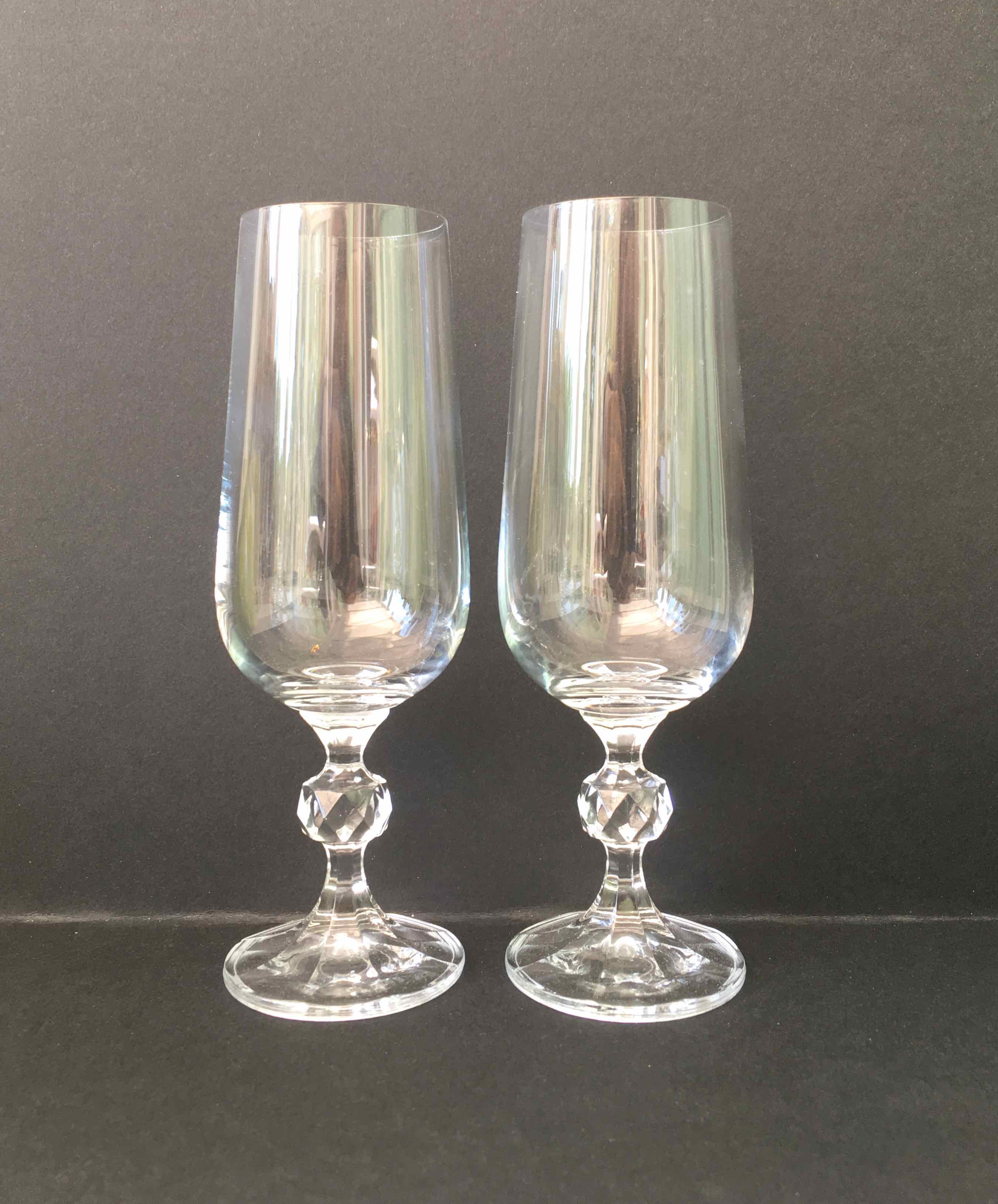 10 crystal champagne flutes