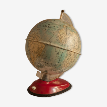 Globe terrestre lumineux ancien