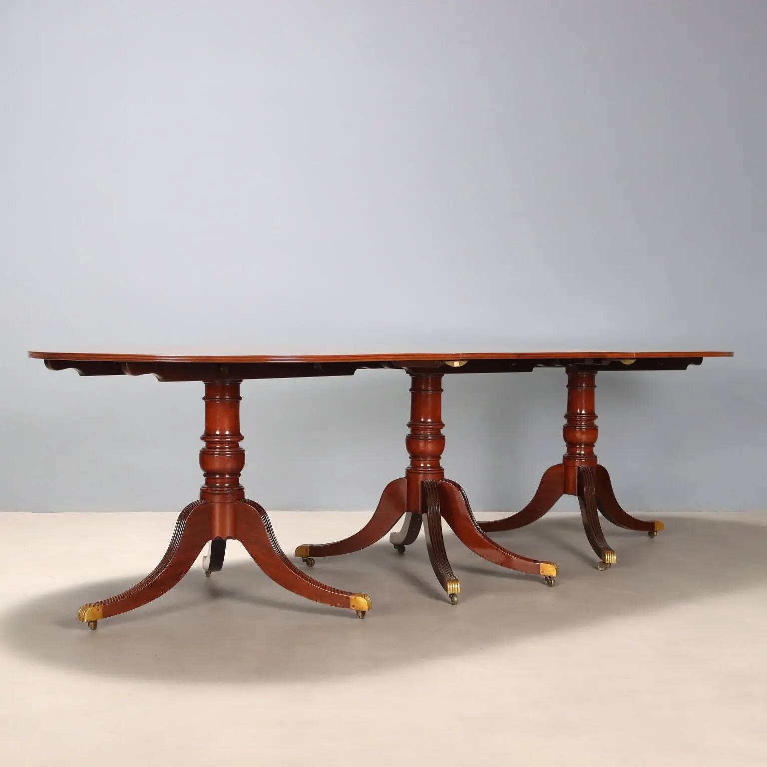 Table ancienne en acajou en 3 sections, Royaume-Uni, XIXe siècle