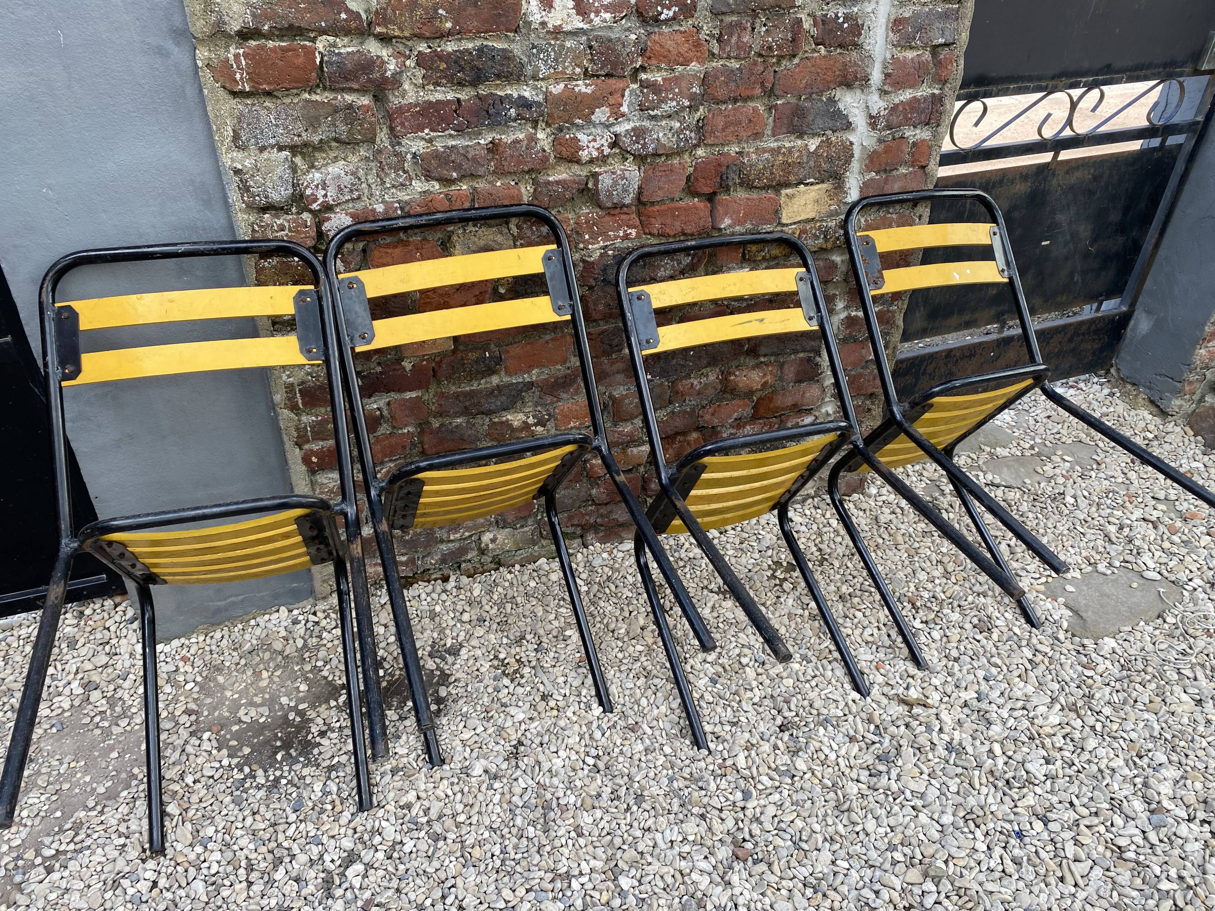 Set de 4 chaises de bistrot Tolix T21
