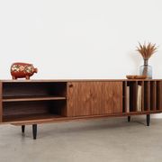 Buffet en noyer, design scandinave