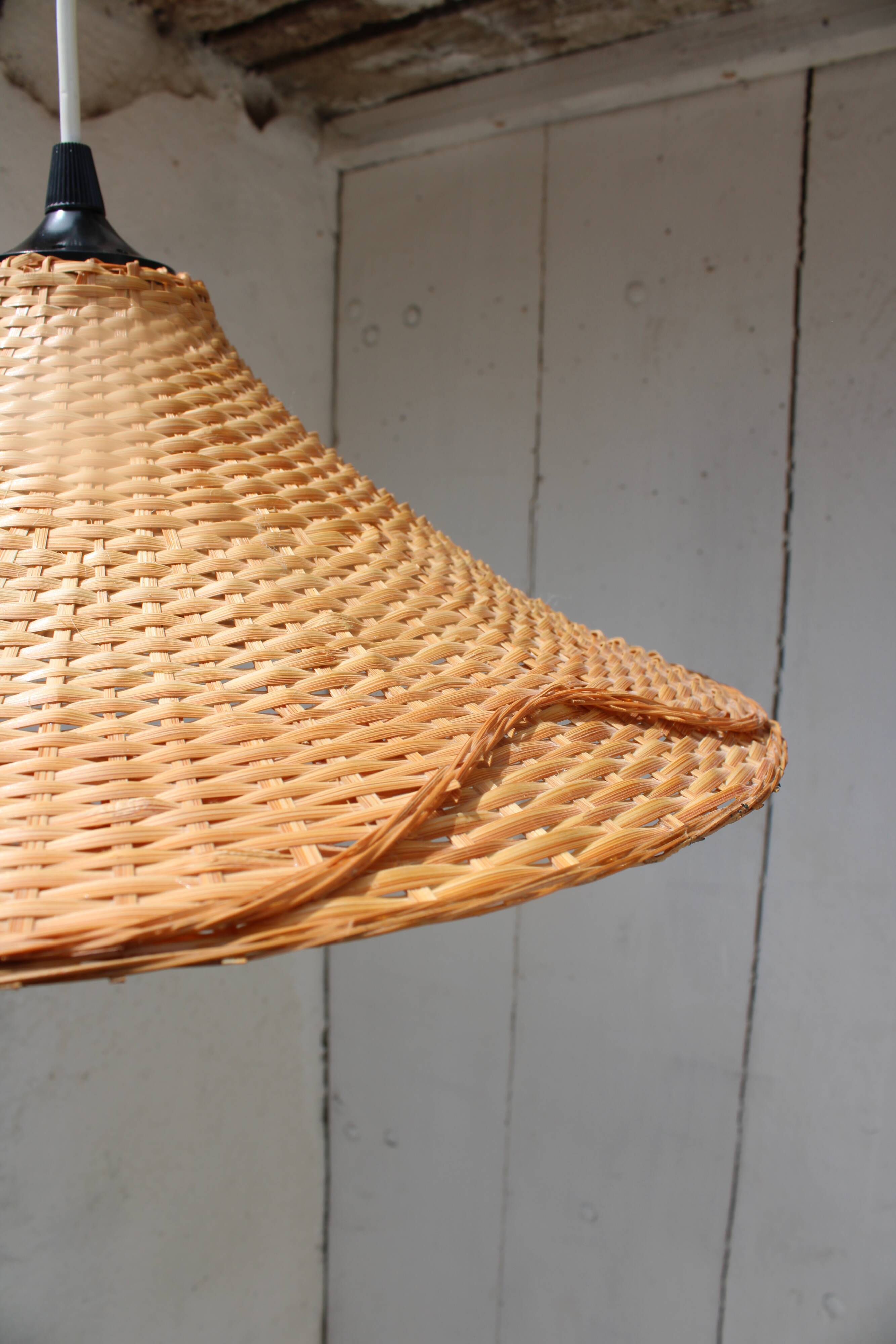 Vintage wicker hanging lamp