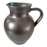Jug with handle