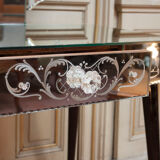 Venic dressing table