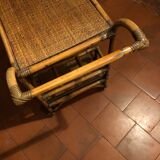 Desserte roulante vintage en rotin