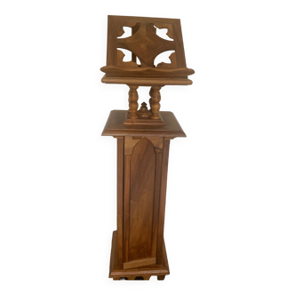 Walnut wood lectern