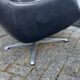 Fauteuil pivotant vintage Bramia avec repose-pieds