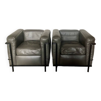 Paire de fauteuils LC2 Le Corbusier par Cassina