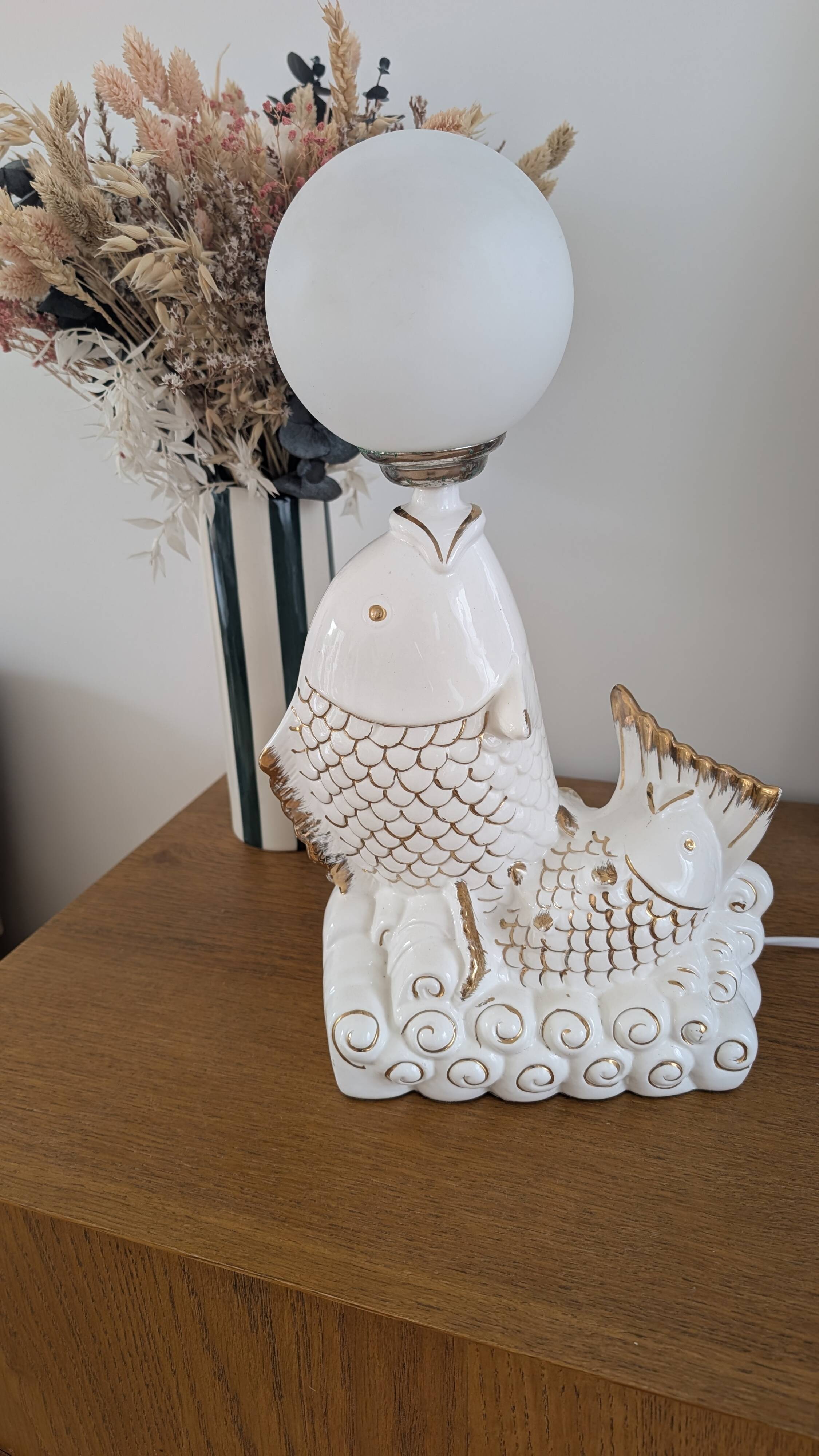 Fish Globe Lamp