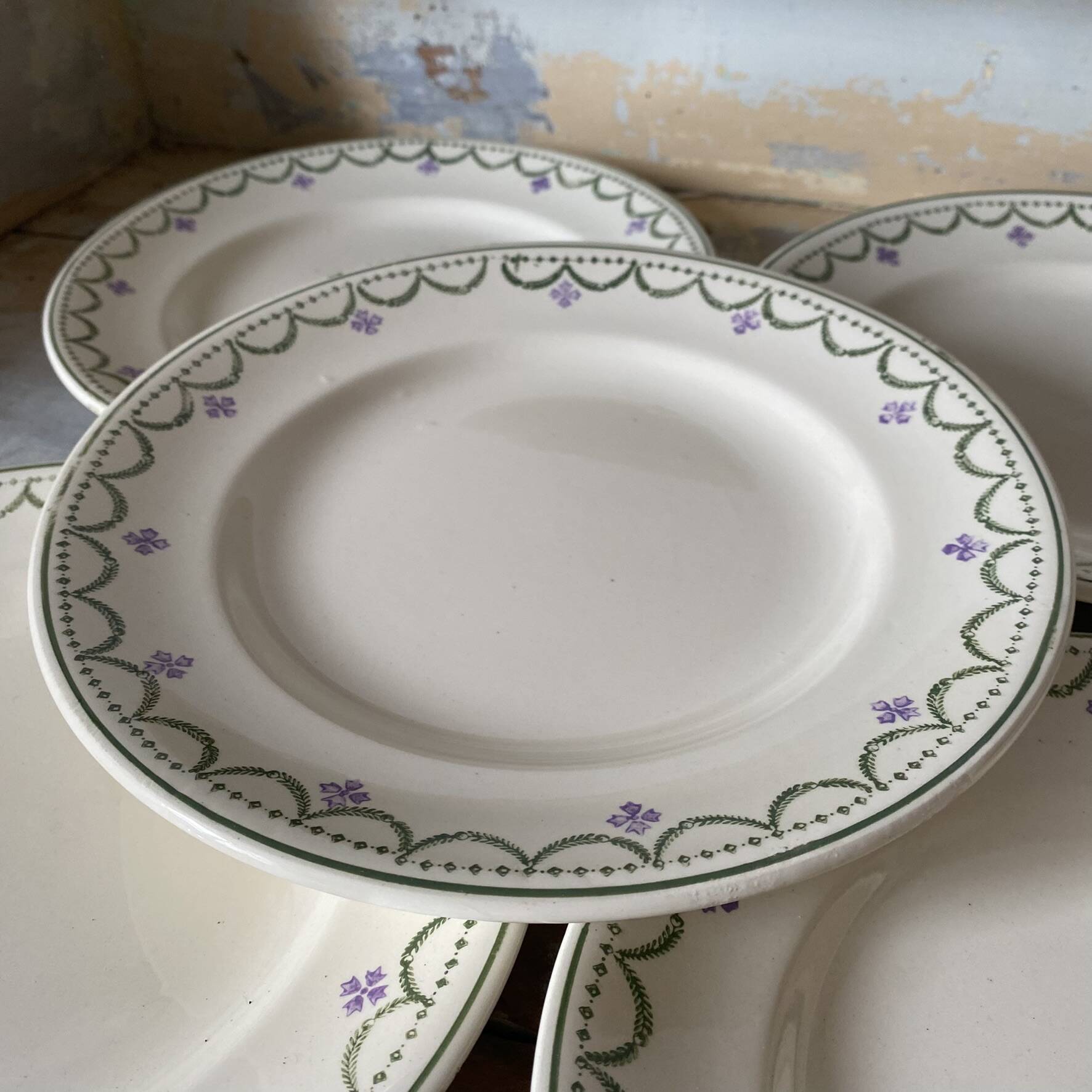 Flat plates Longwy model "Violetta", early 20th century