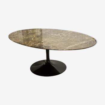 Table basse ovale par Eero Saarinen pour Knoll