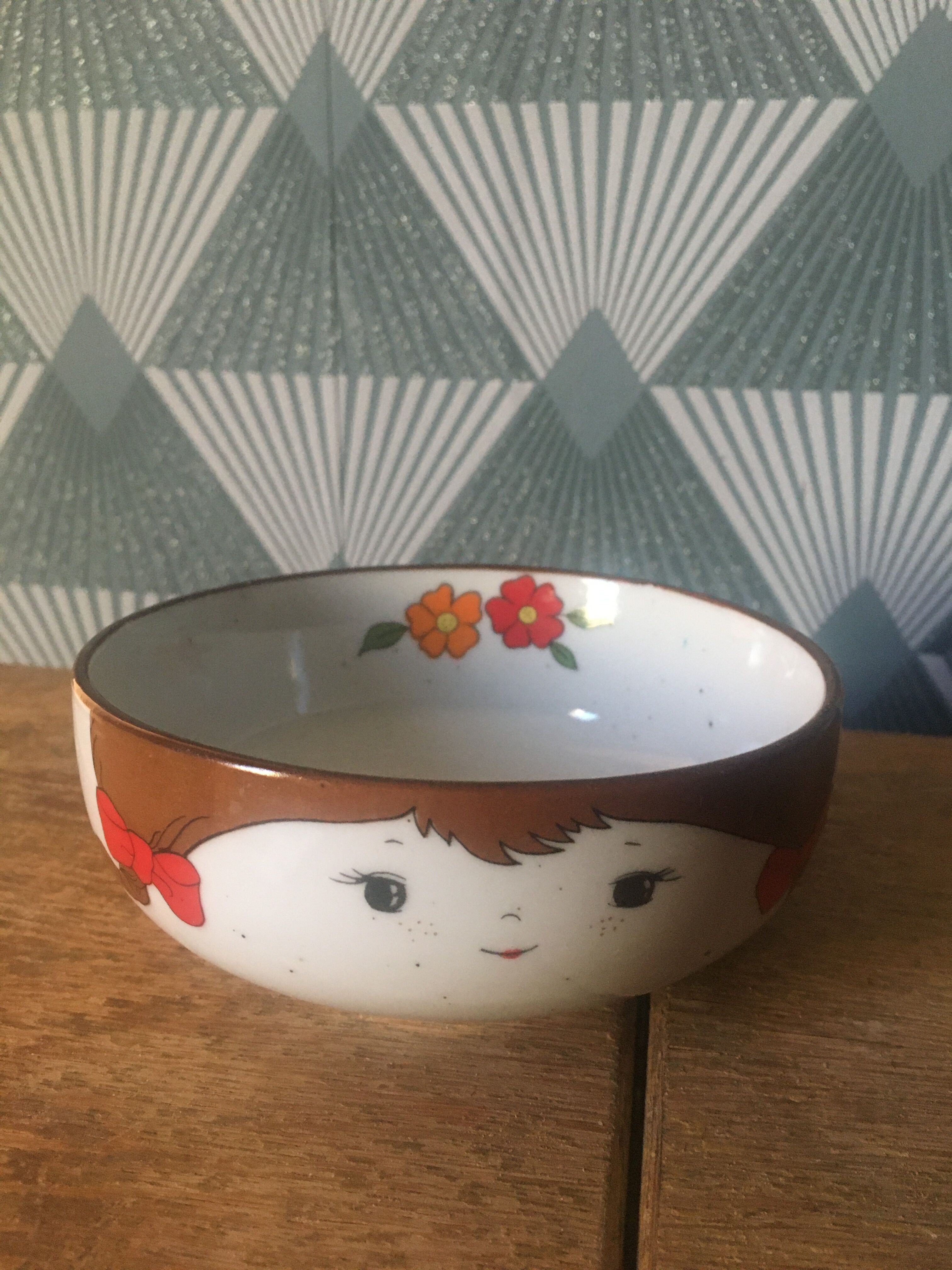 Decorative bowl