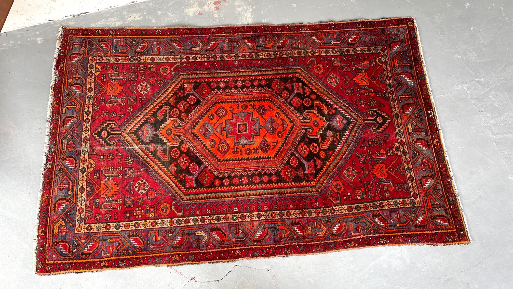 Carpet persian art deco 211 x 133cm