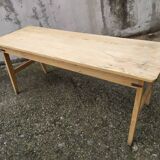 Farm table