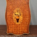 Table à thé de style Louis XV