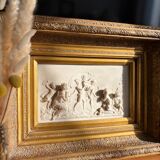 Marble bas-relief tableau of Putti