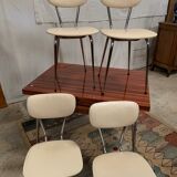 Formica table with 4 skai chairs