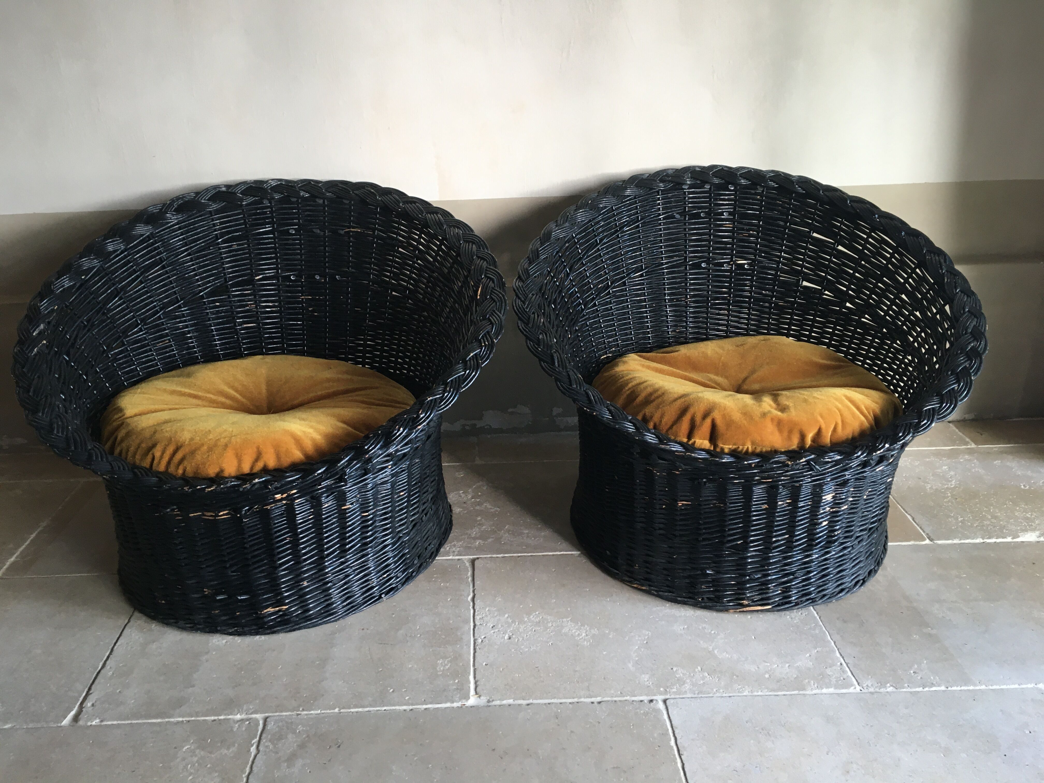 Black diabolo rattan set of the 60s