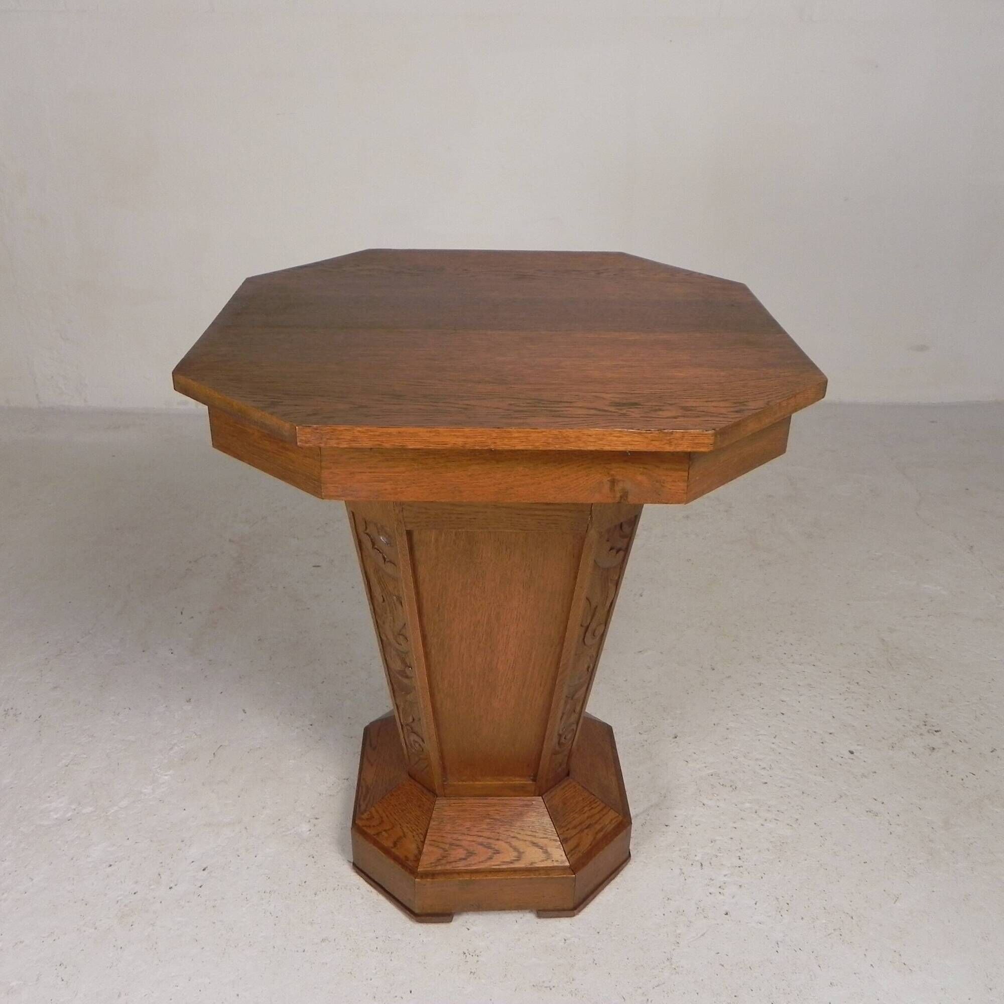 Table d'appoint octogonale Art Déco, chêne, années 1930