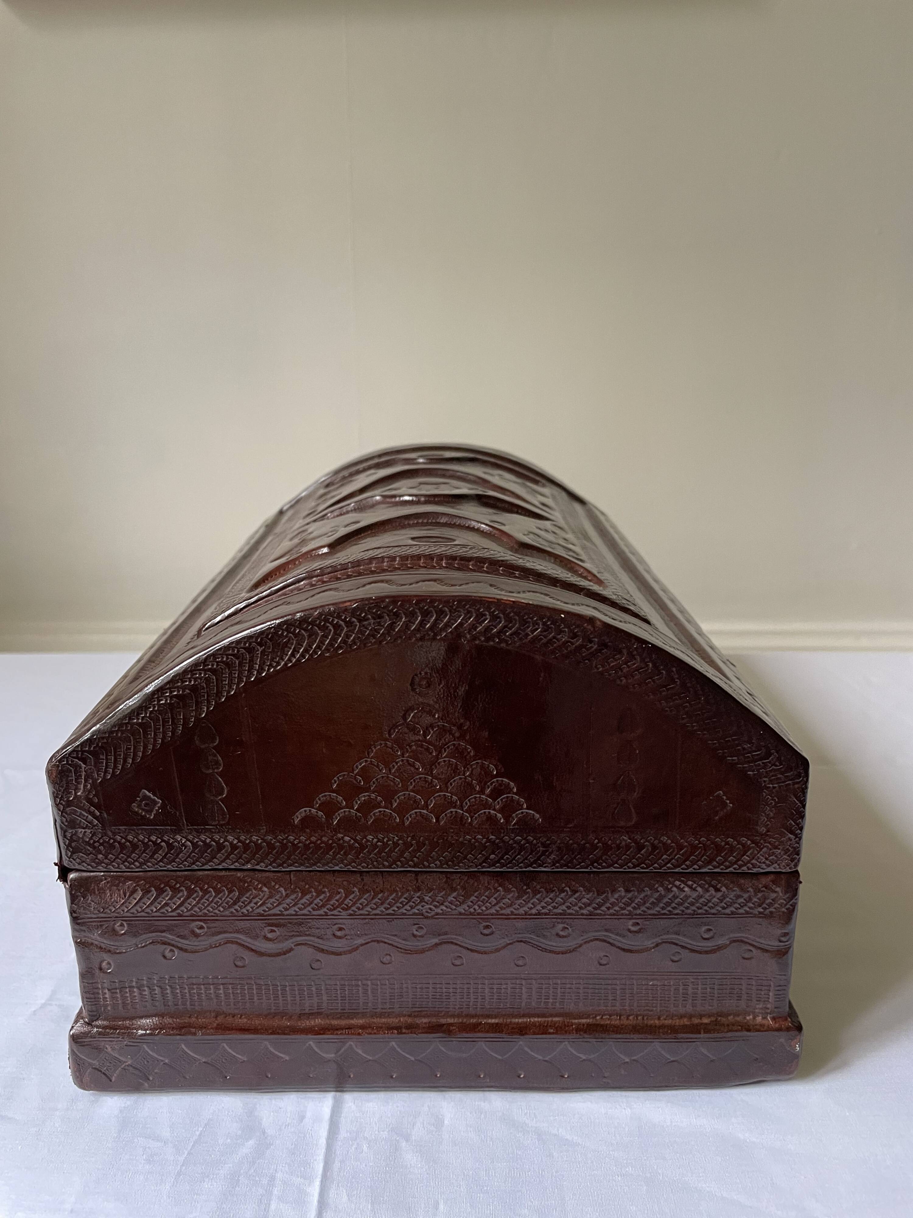 Coffret en cuir embossé Touareg