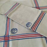 Serviettes de table monogrammées