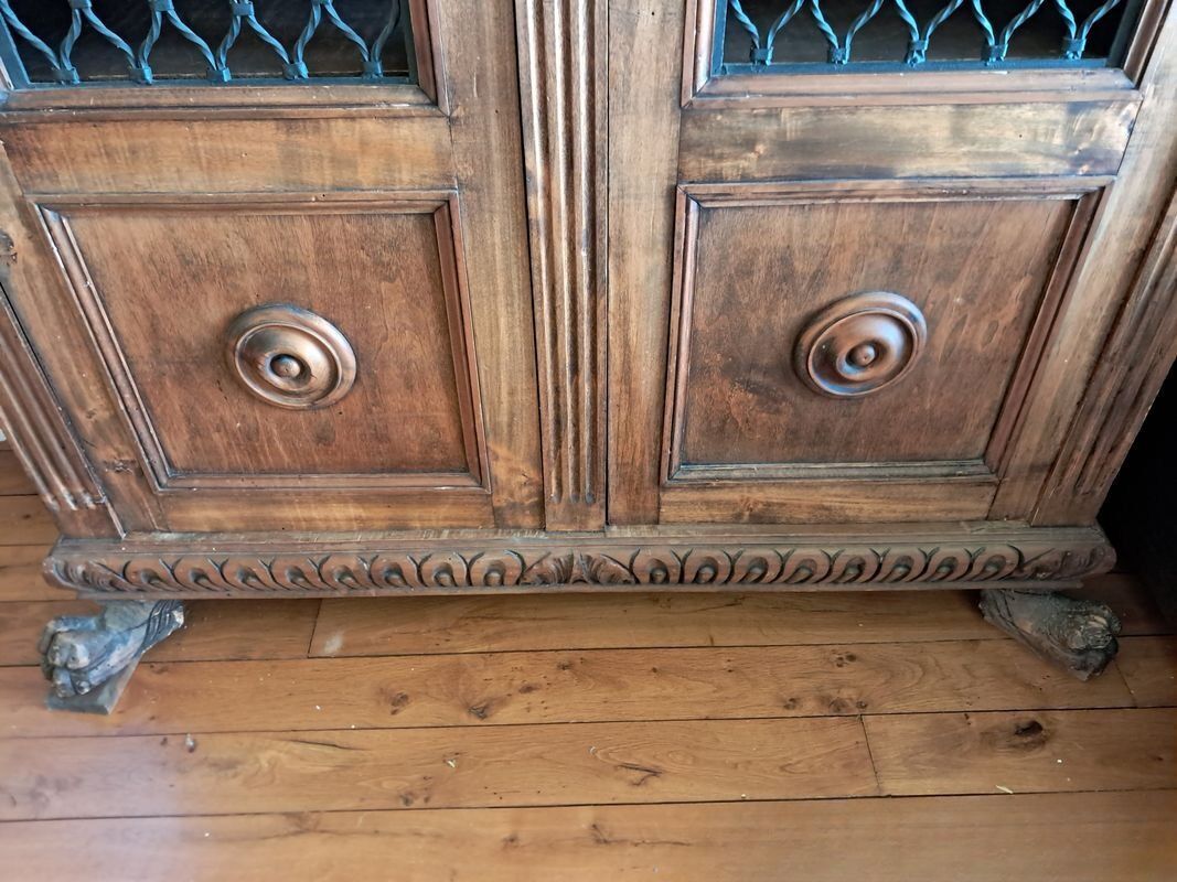 Petite armoire bibliothèque